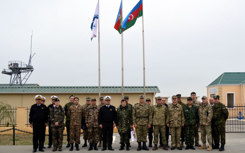 Аккредитованные в Азербайджане военные атташе посетили воинскую часть Военно-морских сил
