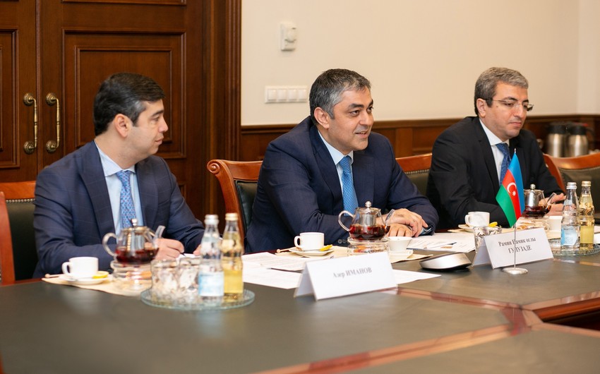 Азербайджан и Россия обсудили рост транзитных грузоперевозок по коридору Север-Юг