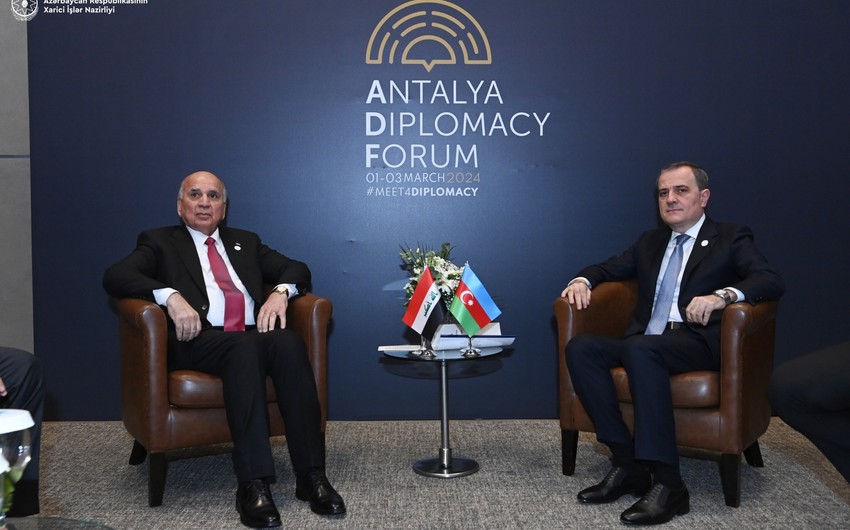 Azerbaijan’s top diplomat meets with his Iraqi counterpart in Türkiye