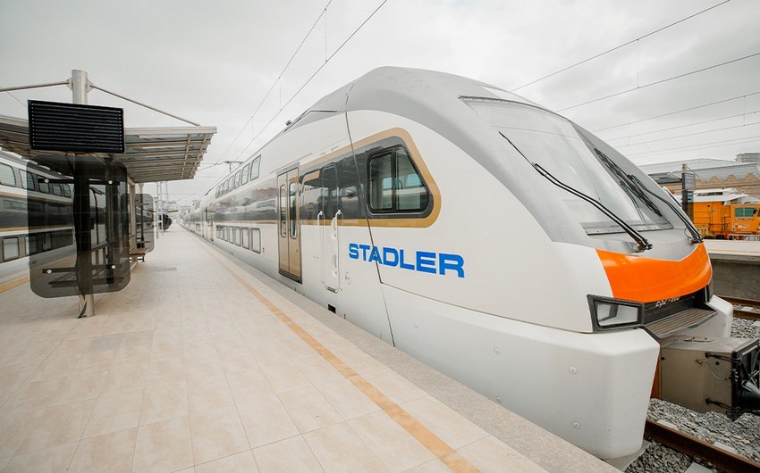 В Азербайджане пассажирские перевозки по железной дороге в апреле выросли на 22%