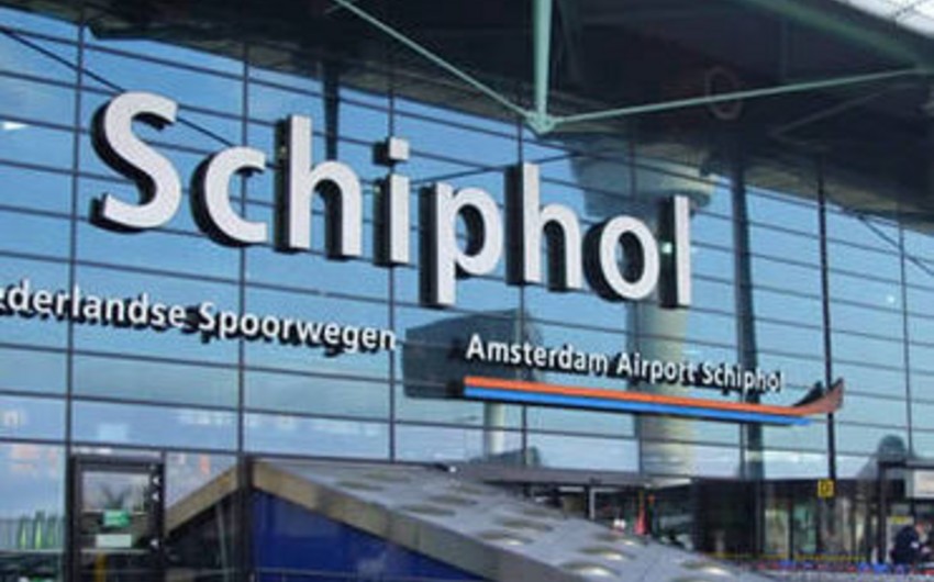 ​Сильный ветер стал причиной отмены 80 рейсов в аэропорту Амстердама