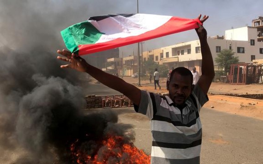 At least 15 people killed in Sudanese protests 