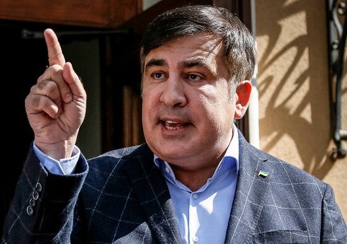 Саакашвили: Происходящее с ним - это ясный "месседж" Владимиру Зеленскому