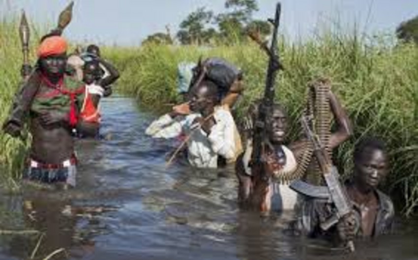 В Южном Судане президент и лидер повстанцев подписали соглашение о разделении власти