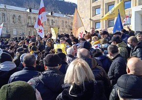 Opposition stages rally in Tbilisi 