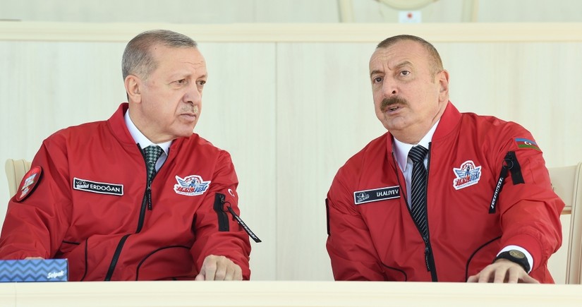 Presidents of Azerbaijan, Turkiye watching performance of Solo Turk, Turk Ulduzlar aerobatic teams