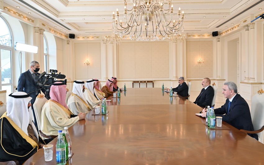Президент Ильхам Алиев принял делегацию во главе с министром инвестиций Королевства Саудовская Аравия