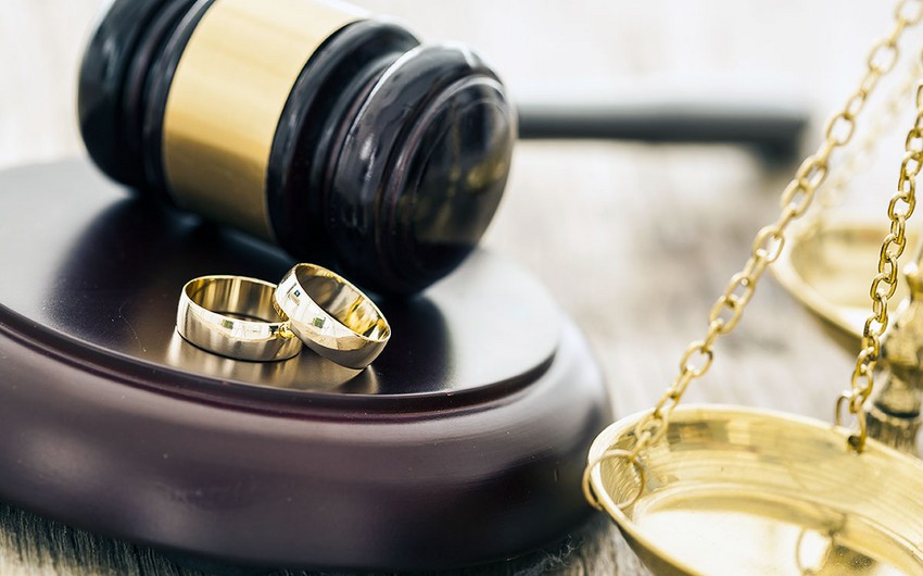 Azerbaijan posts decline in number of marriages and growth in divorces