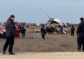 На месте крушения самолета в Казахстане обнаружен черный ящик