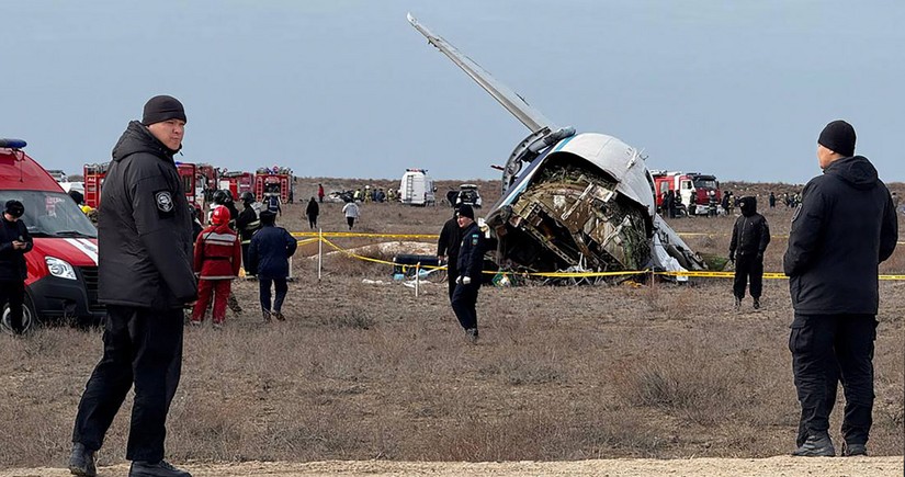 Black box of AZAL airplane crashing in Kazakhstan found