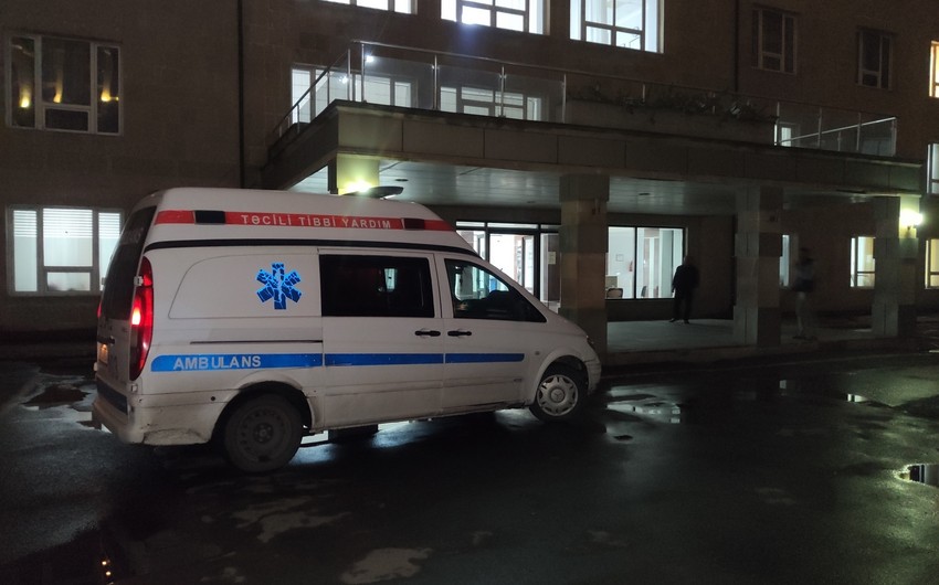 В Баку произошло ДТП, пострадали отец и дочь