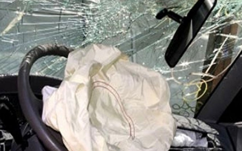 Omanda yol qəzası nəticəsində 18 nəfər ölüb, 14-ü yaralanıb