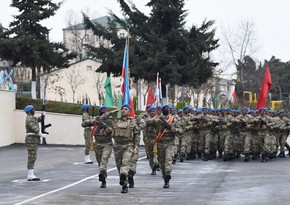 Azerbaijani Defense Minister evaluates performance of commandos in September battles