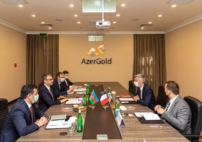 AzerGold mulls opportunities for co-op with French companies