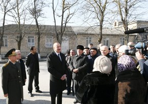 President of Azerbaijan, first lady views new houses constructed for quake-affected families