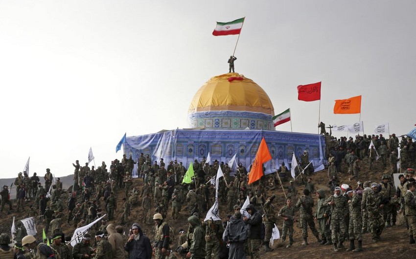 İran İnqilab Mühafizləri Korpusu hərbi oyunlar keçirib