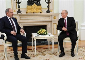 Putin discusses his recent visit to Azerbaijan with Armenian PM