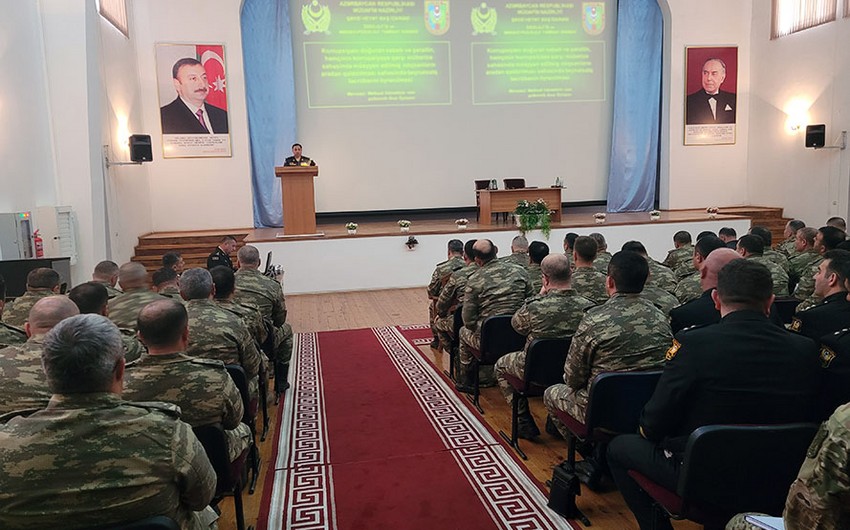 Seminar on combating corruption held in Azerbaijani Army