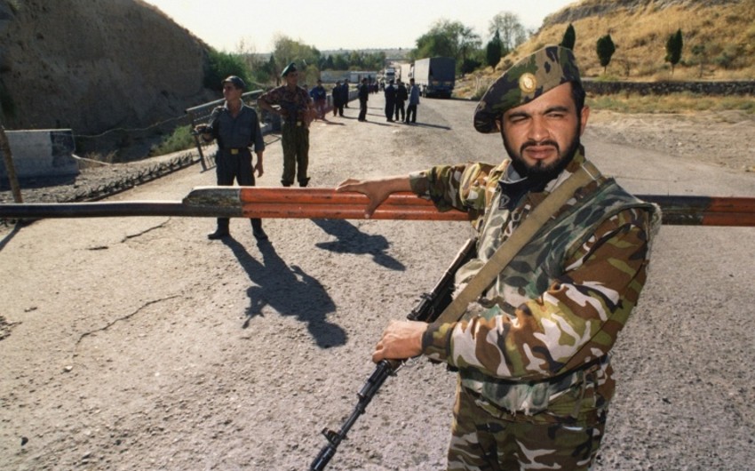 Киргизия и Узбекистан сократили число военных на спорном участке границы