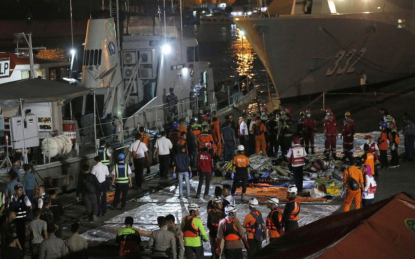 10 bodies recovered at the site of Boeing crash in Indonesia