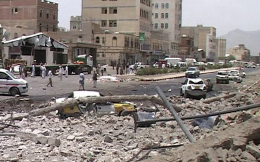 СМИ: Порядка 14 человек погибли при бомбардировках в Йемене