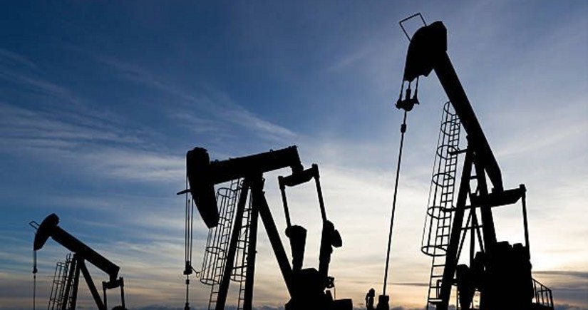 Brent crude oil falls to $83.45 per barrel