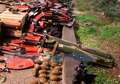 Члены незаконных армянских воинских формирований в Карабахе сдали более 800 единиц оружия