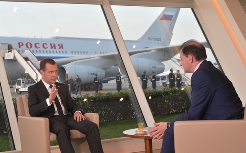 Медведев: Пусть лучше сохраняется та ситуация, которая есть, но не льётся кровь