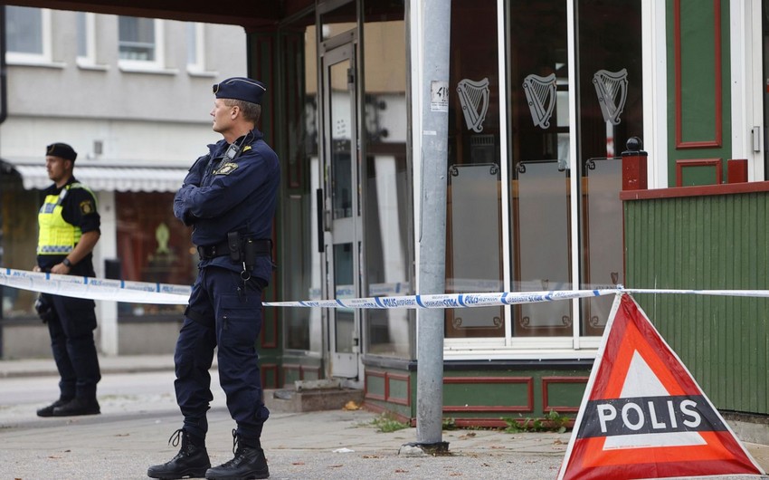 2 people shot dead in Swedish pub