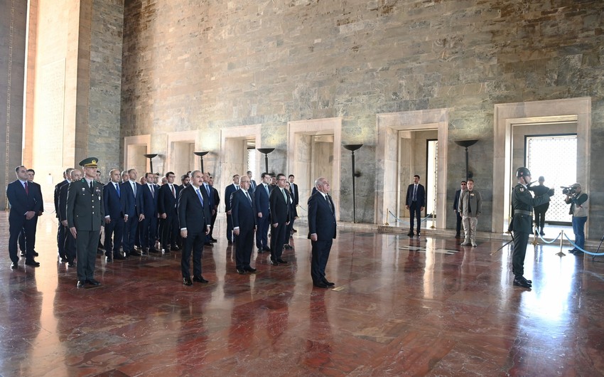 Prime Minister Ali Asadov visits Anitkabir in Ankara