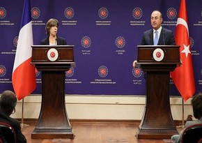 Главы МИД Турции и Франции обсудили ситуацию на Южном Кавказе