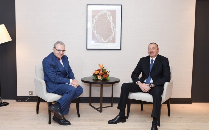 Prezident İlham Əliyev Davosda “Suez Group” şirkətinin baş icraçı direktoru ilə görüşüb - YENİLƏNİB