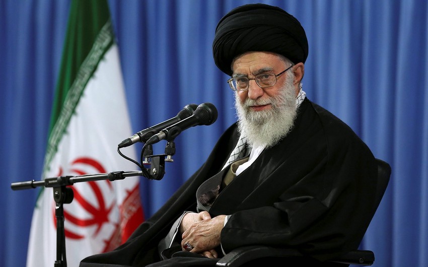 Хаменеи: Иран не оставит без ответа задержание своего танкера в Гибралтаре