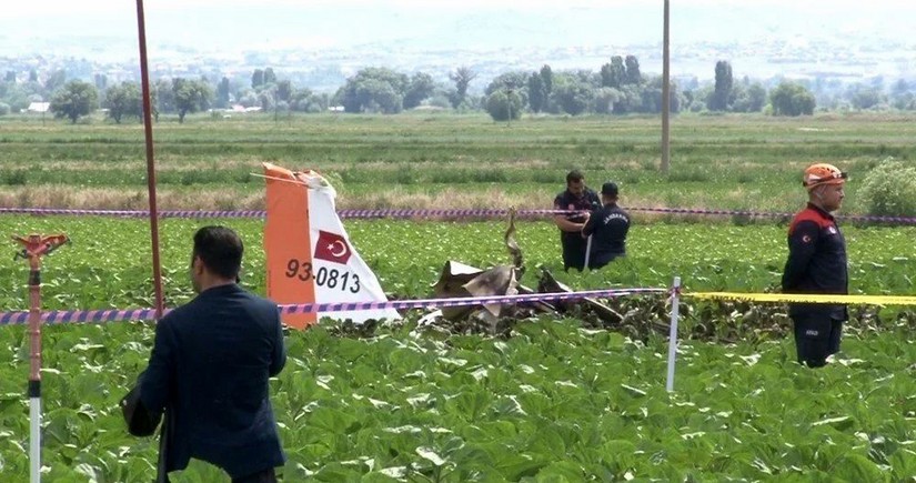 Training plane crashes in Türkiye: two pilots die