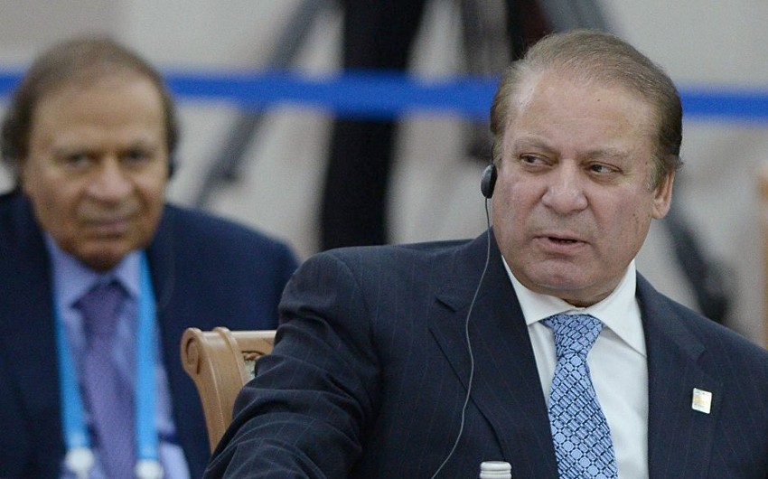 Court issues arrest warrant against former Pakistani prime minister