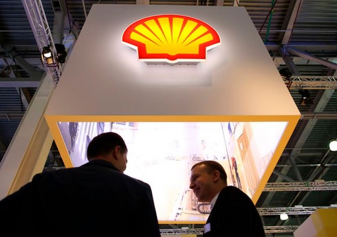 Shell приостановила движение судов в Красном море