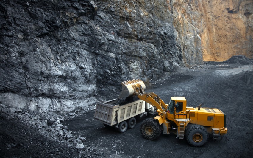 Azerbaijan’s monthly mining imports from Türkiye grow in value