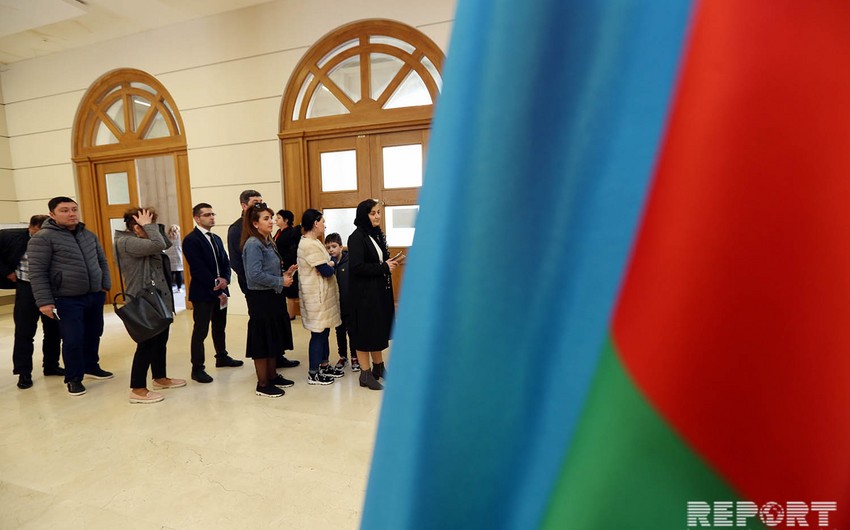 ЦИК обнародовала данные об активности избирателей в Азербайджане на 12:00
