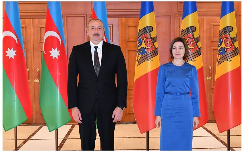 Moldovan President makes phone call to Ilham Aliyev