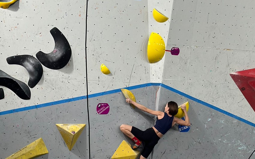 Yeniyetmə və gənclər arasında idman dırmanmasının boulderinq növü üzrə turnir başa çatıb