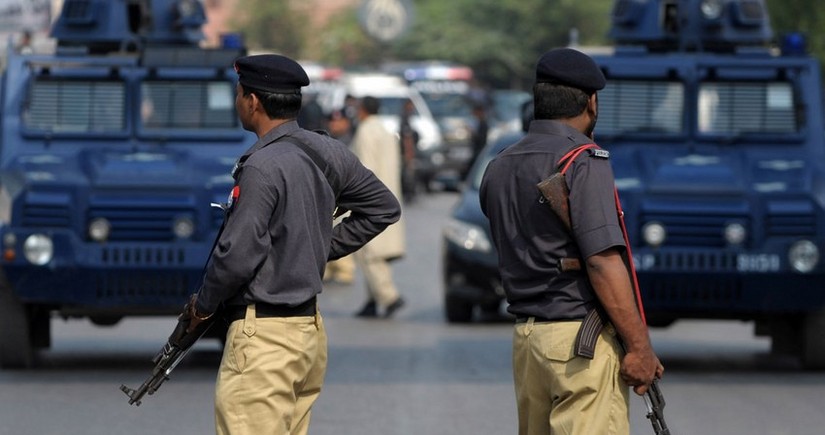 Pakistanda ekstremistlərin hücumu nəticəsində azı 4 polis ölüb