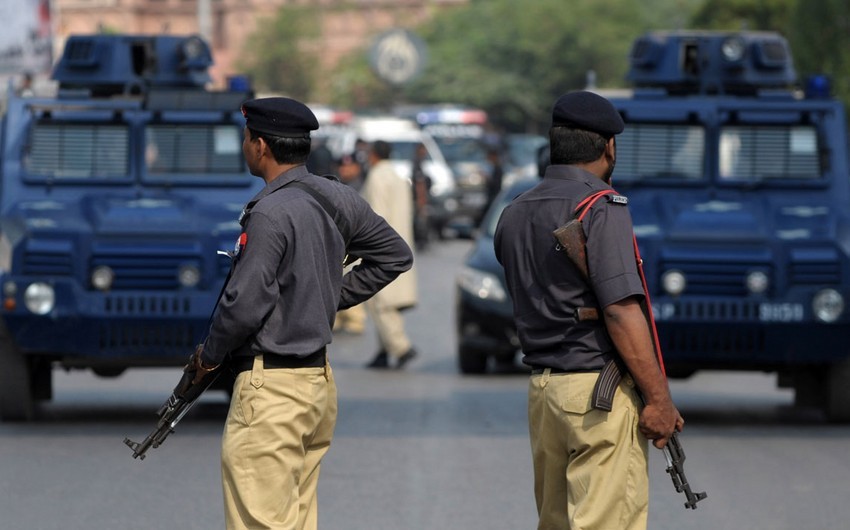 Pakistanda ekstremistlərin hücumu nəticəsində azı 4 polis ölüb