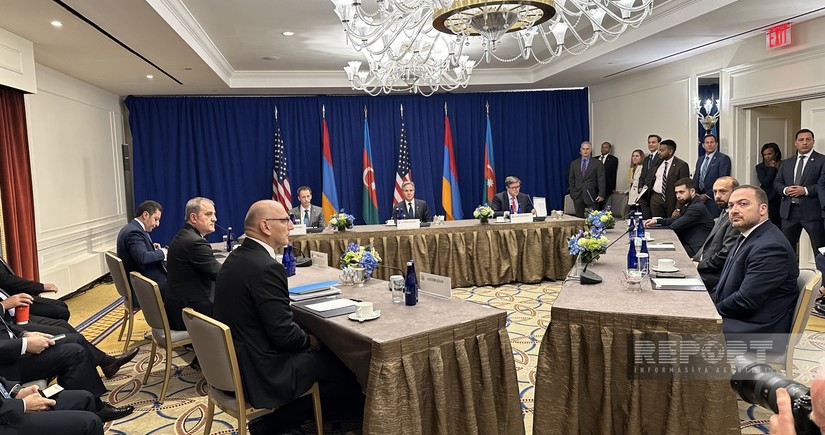 Azerbaijani, Armenian FMs meet in New York