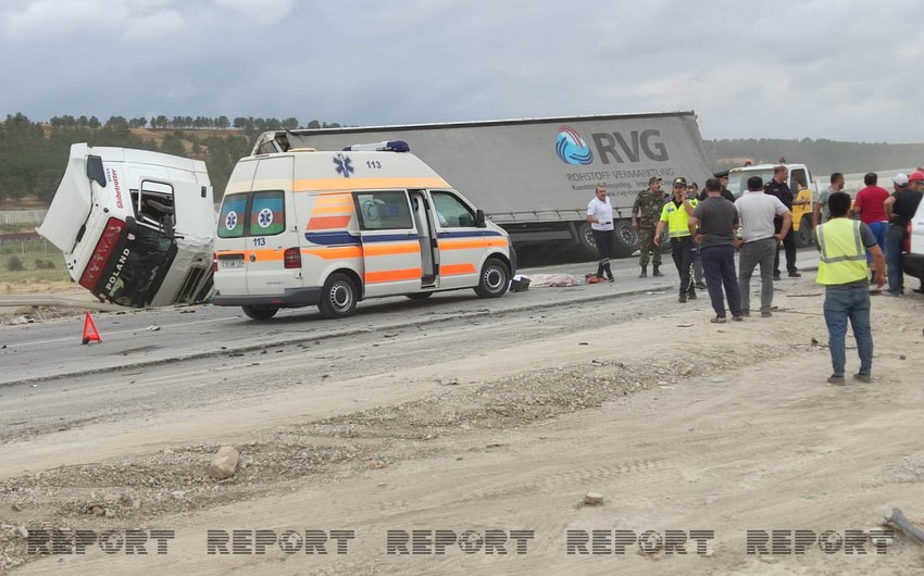 На трассе Баку-Губа произошло ДТП с участием большегруза, оба водителя погибли