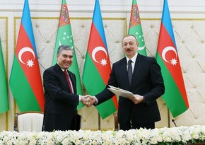 Azerbaijan, Turkmenistan sign bilateral documents