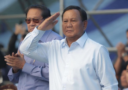 Министр обороны Индонезии Субианто лидирует на выборах президента страны