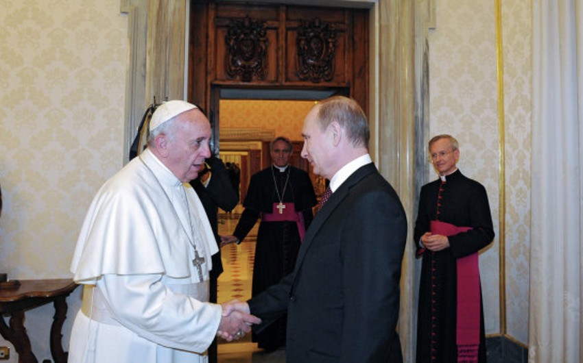 The Pope receives Russian President