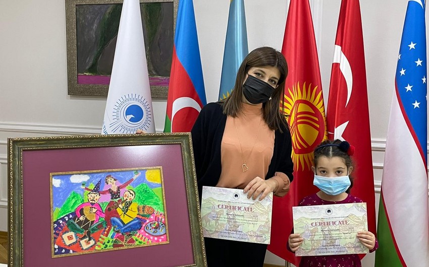 Международный Фонд Тюркской Культуры наградил участников конкурса рисунков