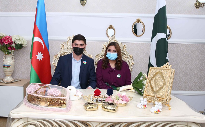 Azərbaycanlı gənc pakistanlı qızla evləndi