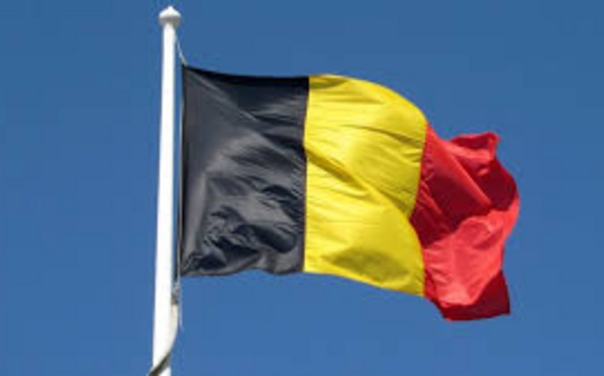 Глава МВД и министр юстиции Бельгии попросили об отставке после терактов